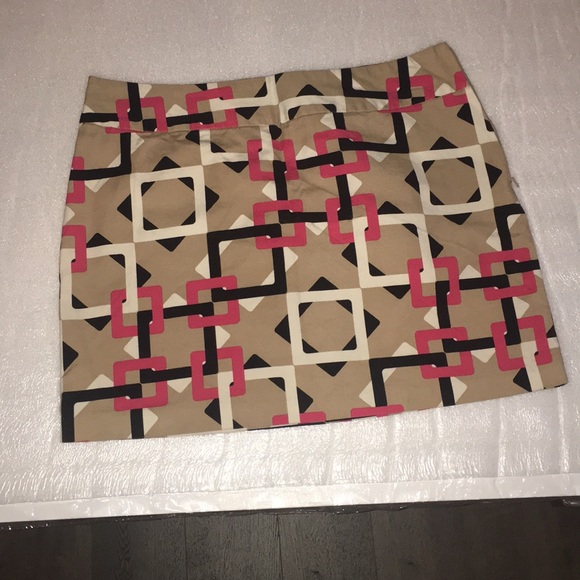 Pattern skirt - Picture 3 of 3